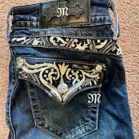 Miss Me Jeans - Size 26 Long - Picture 2 of 2